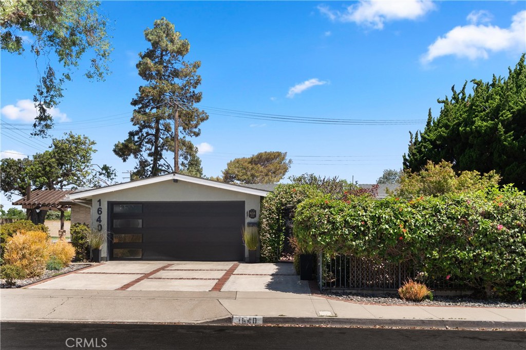 1640 Corsica Place