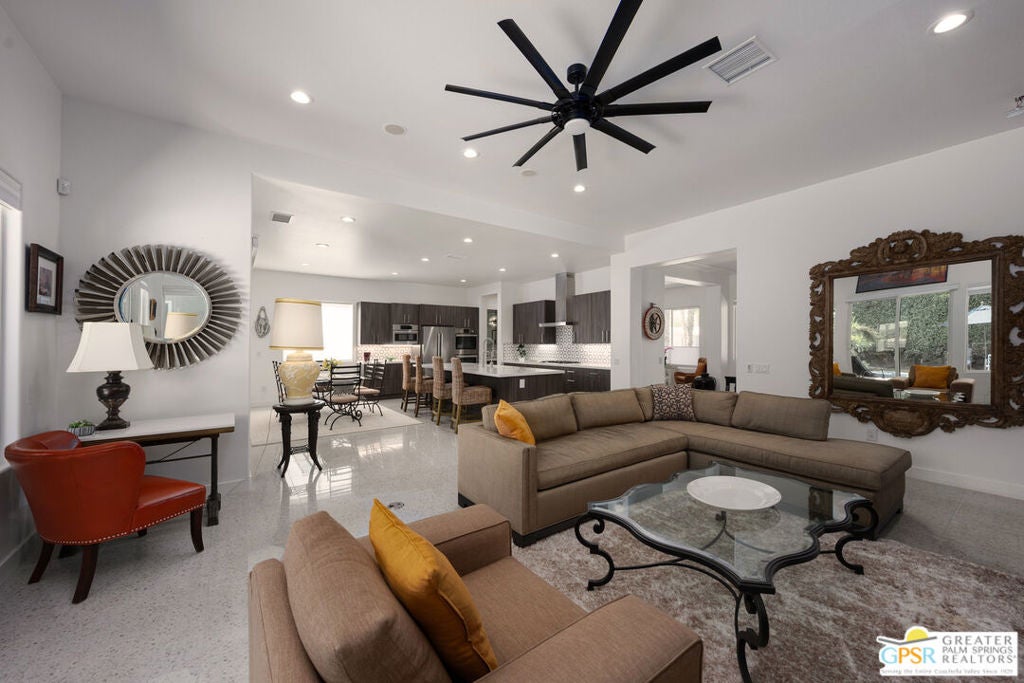 2160 N Hermosa Drive