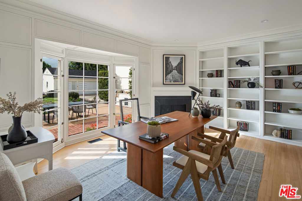 625 N Sierra Drive