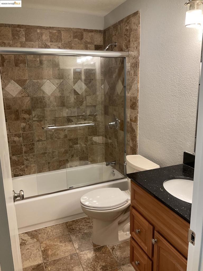 PITTSBURG - Residential Lease