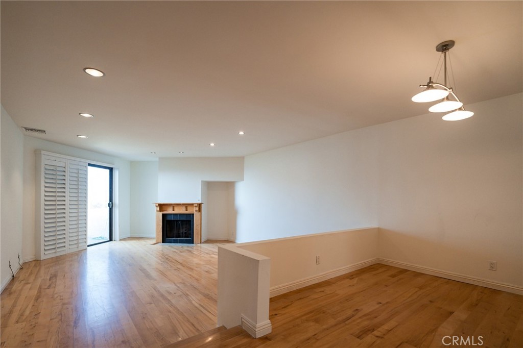 7301 Vista Del Mar 102B