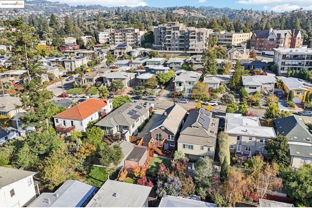 ROCKRIDGE - Residential