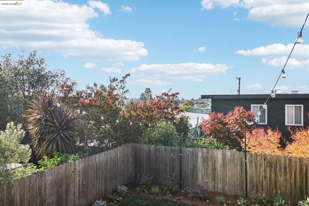 ROCKRIDGE - Residential