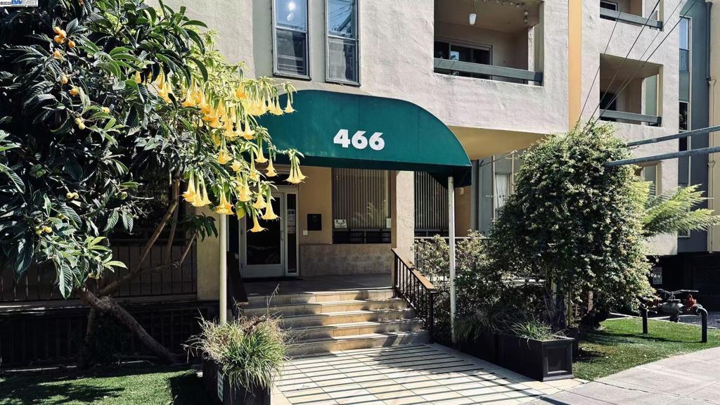 GRAND LAKE - Residential