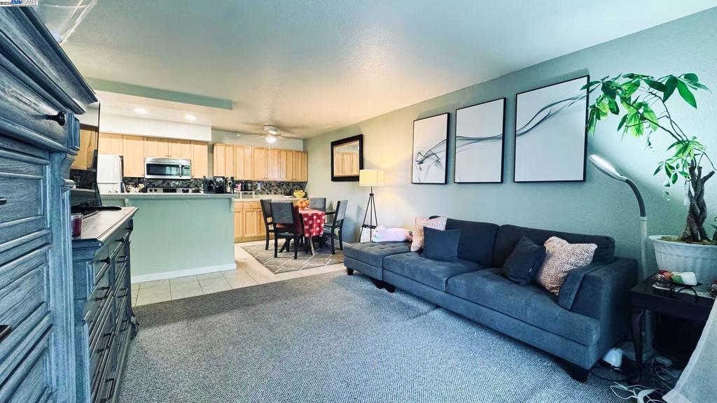 GRAND LAKE - Residential