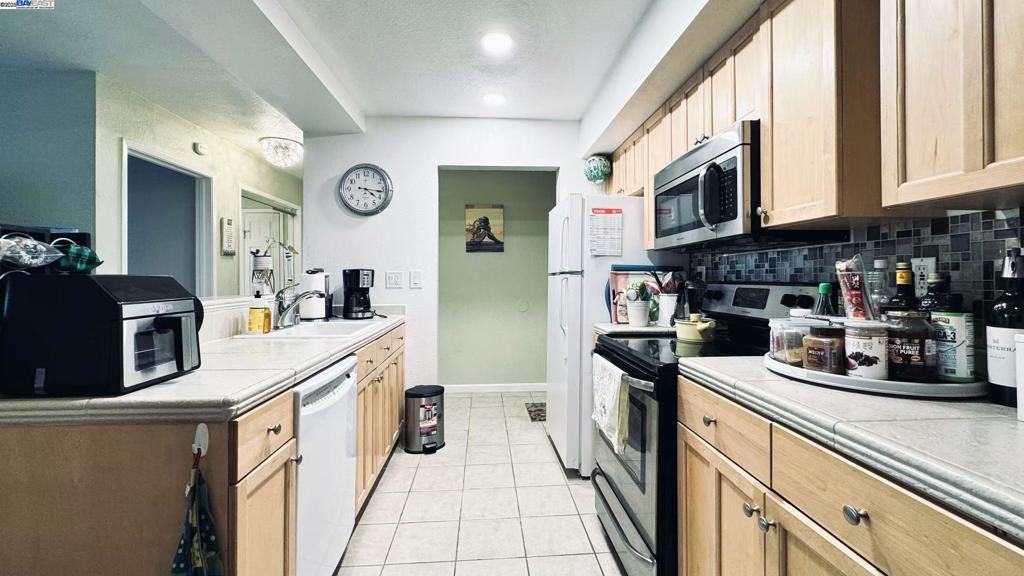 GRAND LAKE - Residential