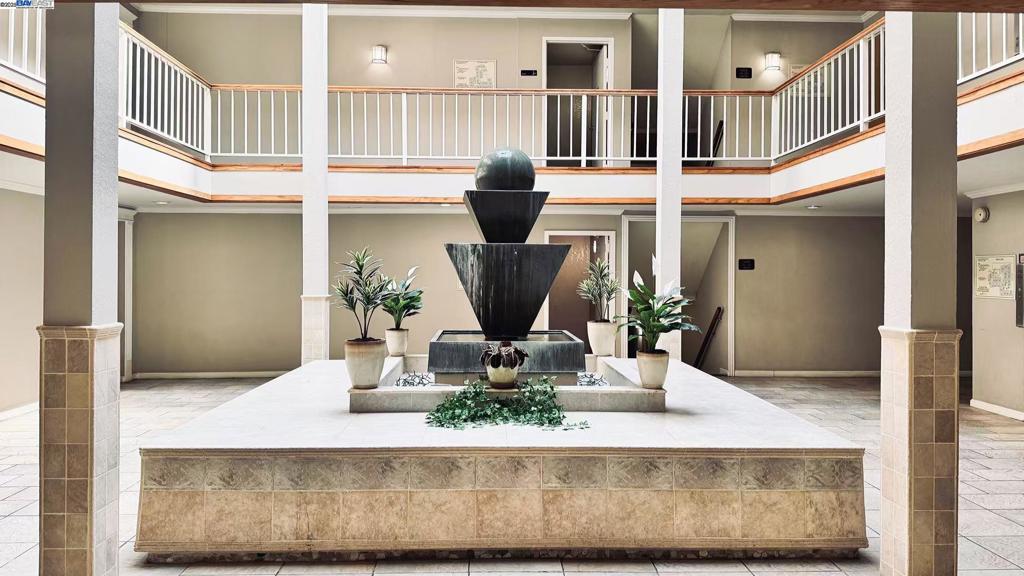 GRAND LAKE - Residential