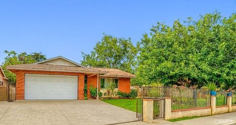 627 Glenn Hemet CA 92543