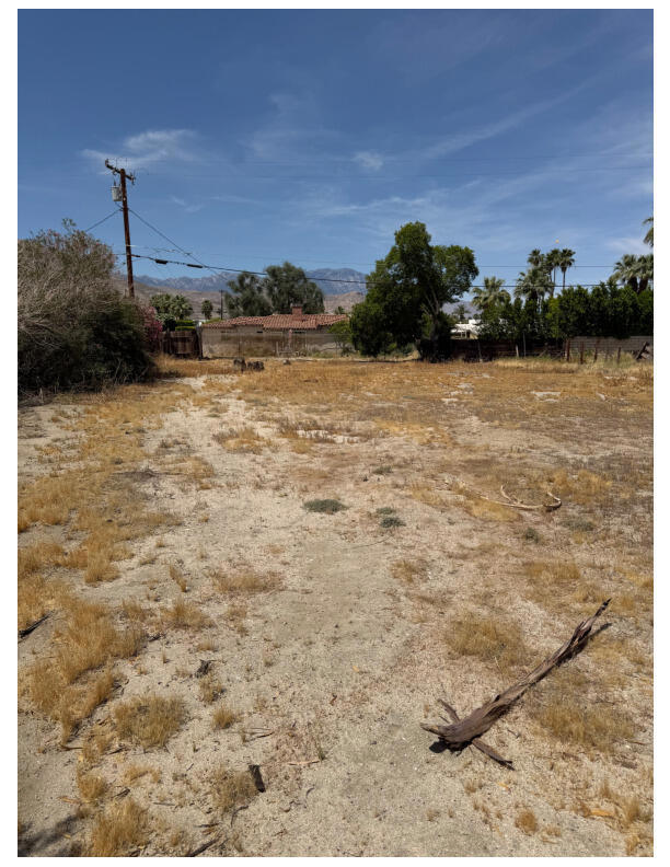 44833 San Jacinto Avenue