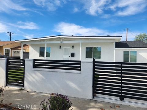 Photo of 1523 E 126th Street St, Compton, CA 90222 (MLS # DW26068373)