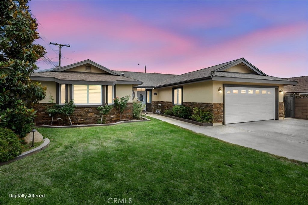 4766 Westside DR