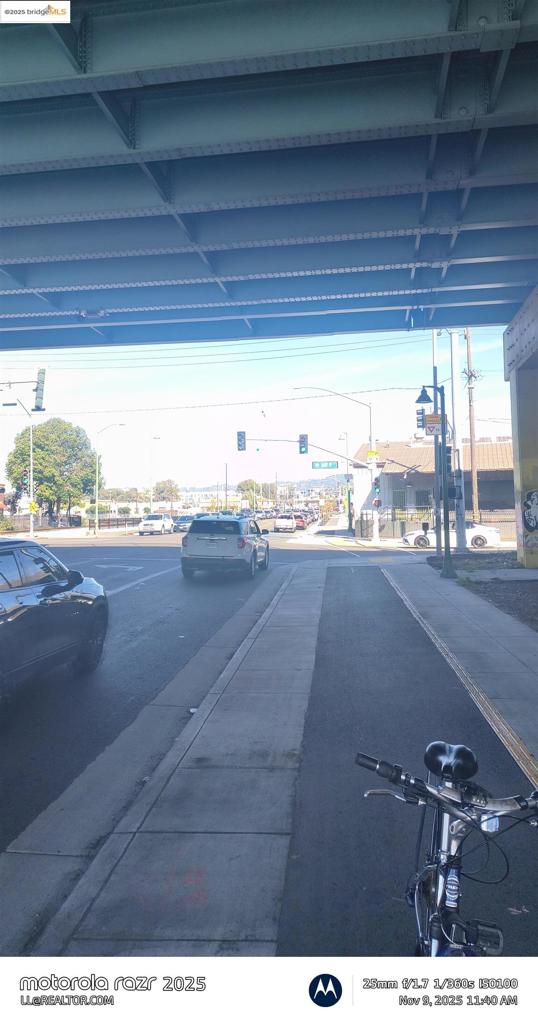 FRUITVALE - Residential Lease