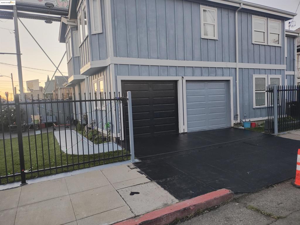 FRUITVALE - Residential Lease