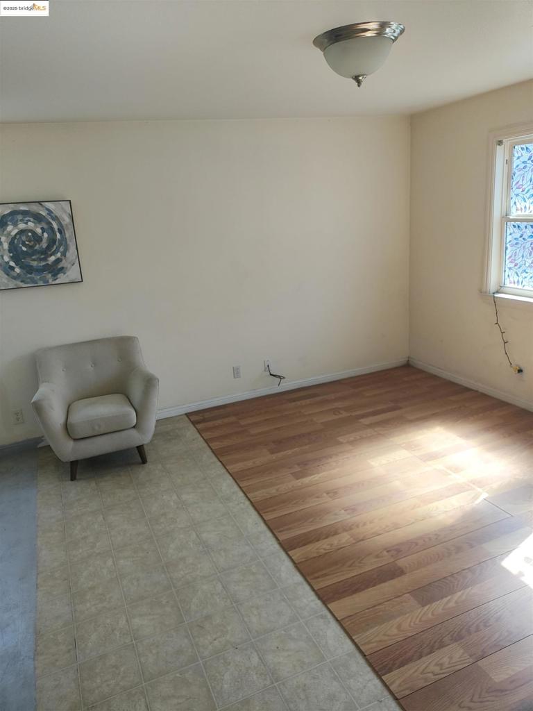 FRUITVALE - Residential Lease