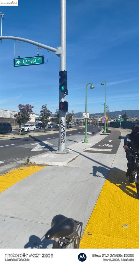 FRUITVALE - Residential Lease