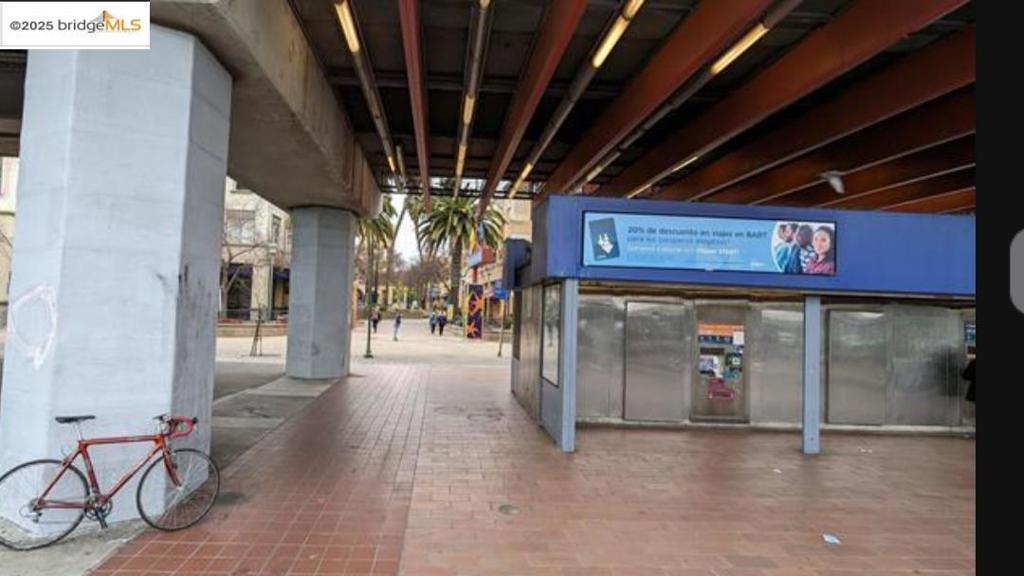 FRUITVALE - Residential Lease