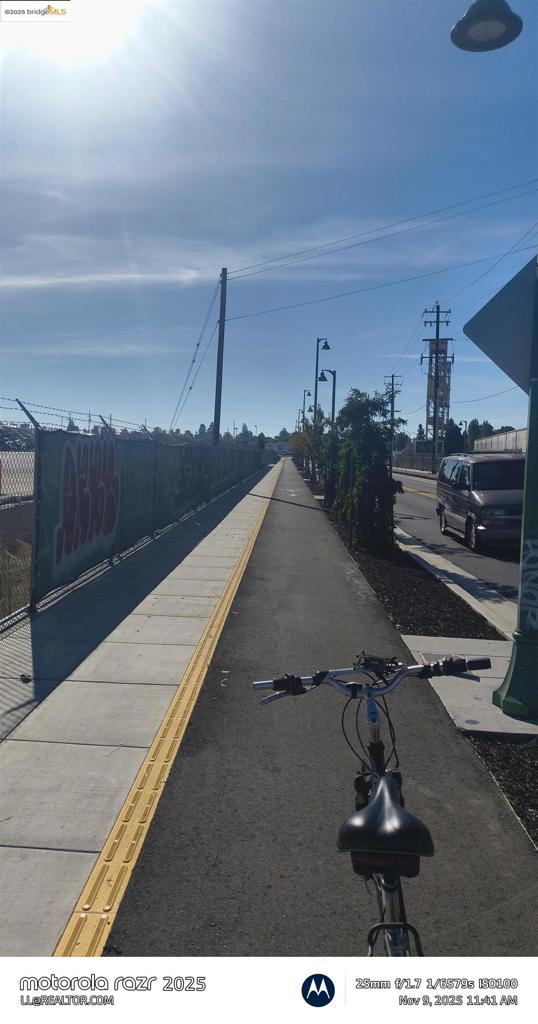 FRUITVALE - Residential Lease