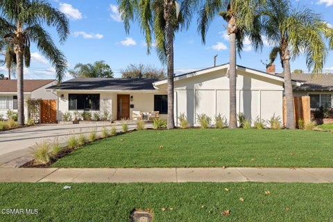 Photo of 6655 Lederer Avenue, Canoga Park, CA 91307 (MLS # 226003629)