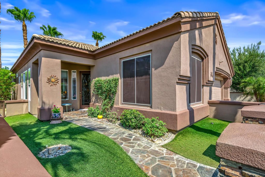 Photo of 43347 N Heritage Palms Drive, Indio, CA 92201 (MLS # 219137308DA)