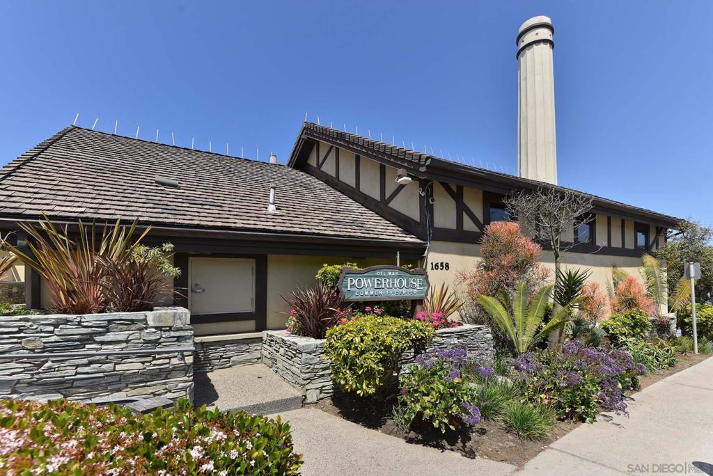 Del Mar - Residential