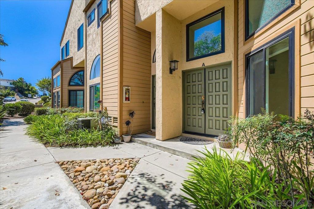 8896 Highwood Drive A
