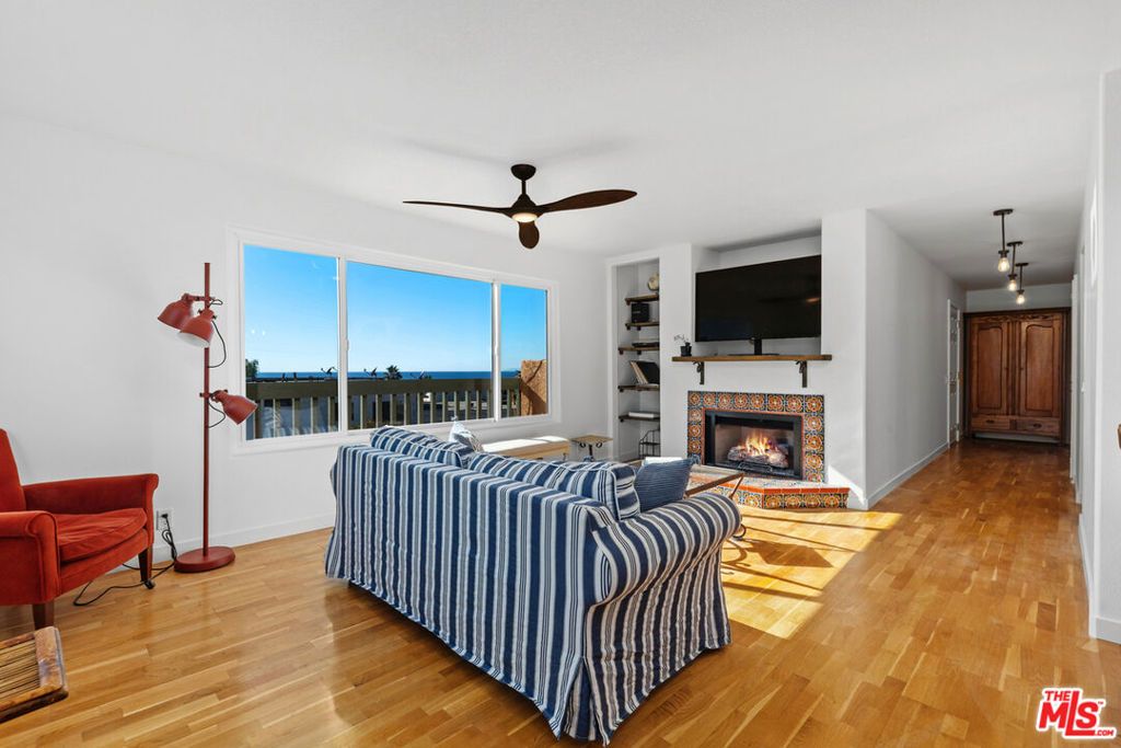 Photo of 409 Arenoso Lane #12, San Clemente, CA 92672 (MLS # 25626473)