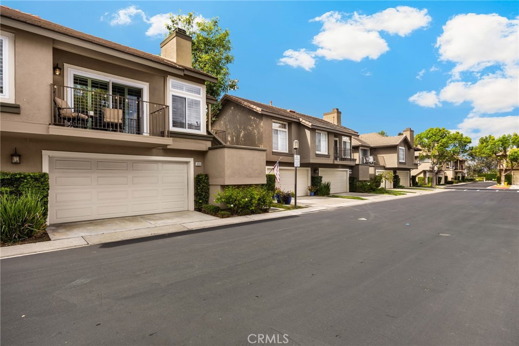 Laurelwood (LRWD) - Residential