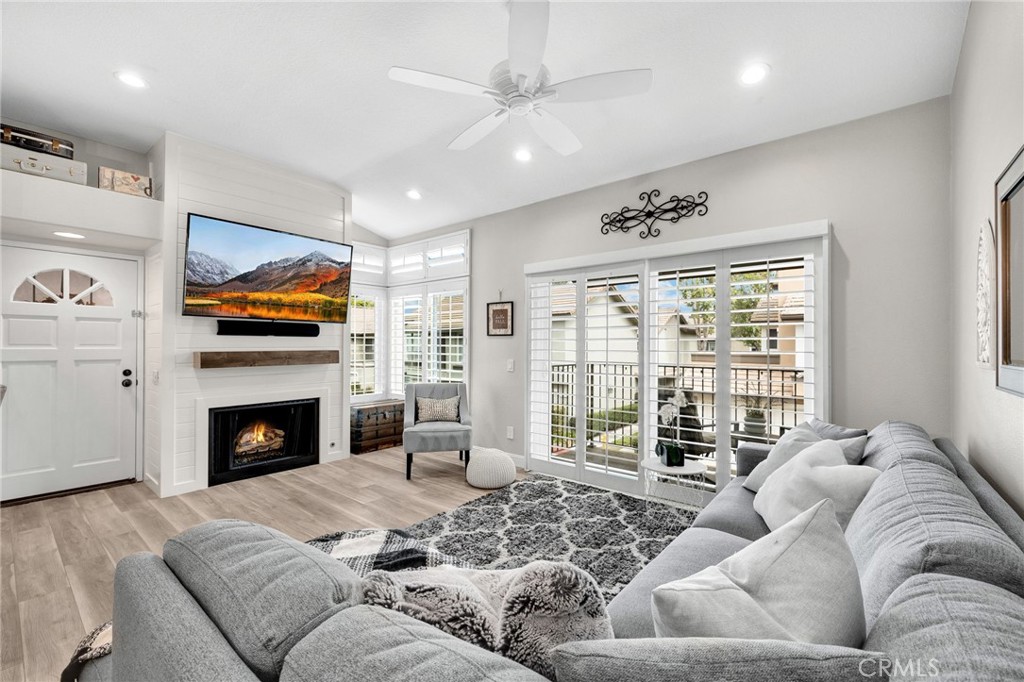 Laurelwood (LRWD) - Residential