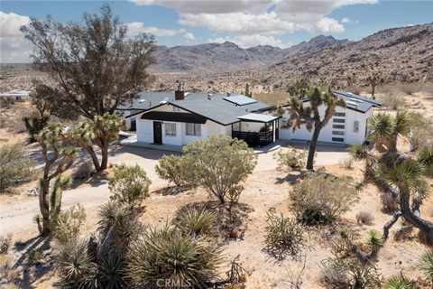 Photo of 9073 Tortuga Trail, Joshua Tree, CA 92252 (MLS # JT26103203)