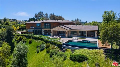5757 Hoback Glen Road Hidden Hills CA 91302