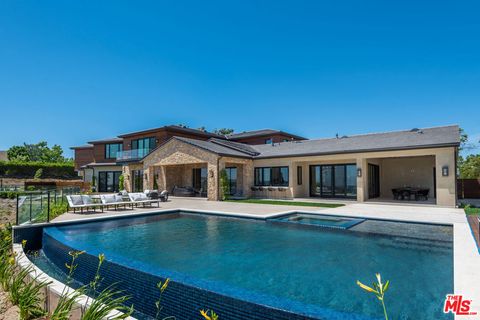 Photo of Hidden Hills, CA 91302 (MLS # 26638833)