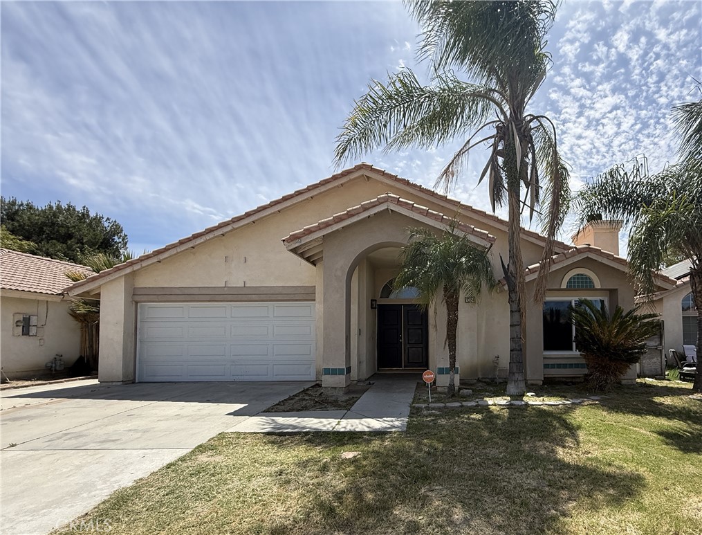 Photo 1 of 27 — 1084 E Evans Street, San Jacinto, CA 92583