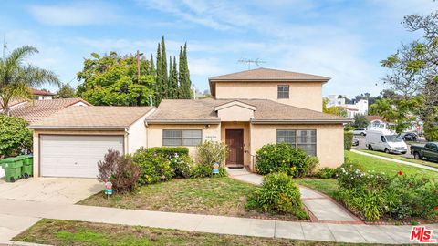Photo of 10515 Bradbury Road, Los Angeles, CA 90064 (MLS # 25618043)