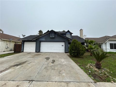 Photo of 1308 Saint Francis Dr, Los Banos, CA 93635 (MLS # SC25276355)