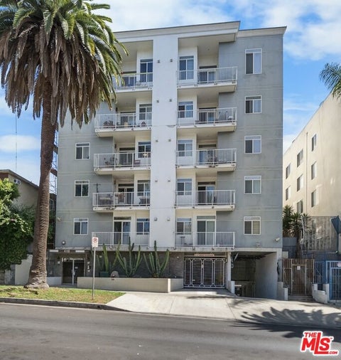 Photo of 440 S Occidental Boulevard #104, Los Angeles, CA 90057 (MLS # 26988711)