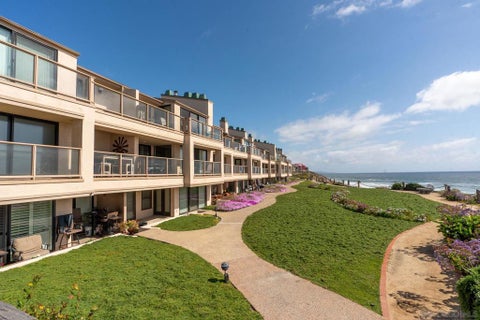 Photo of 579 S Sierra Ave #17, Solana Beach, CA 92075 (MLS # 260022593SD)