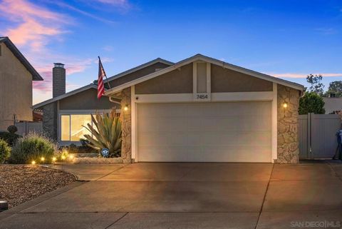 7454 Gayneswood San Diego CA 92139