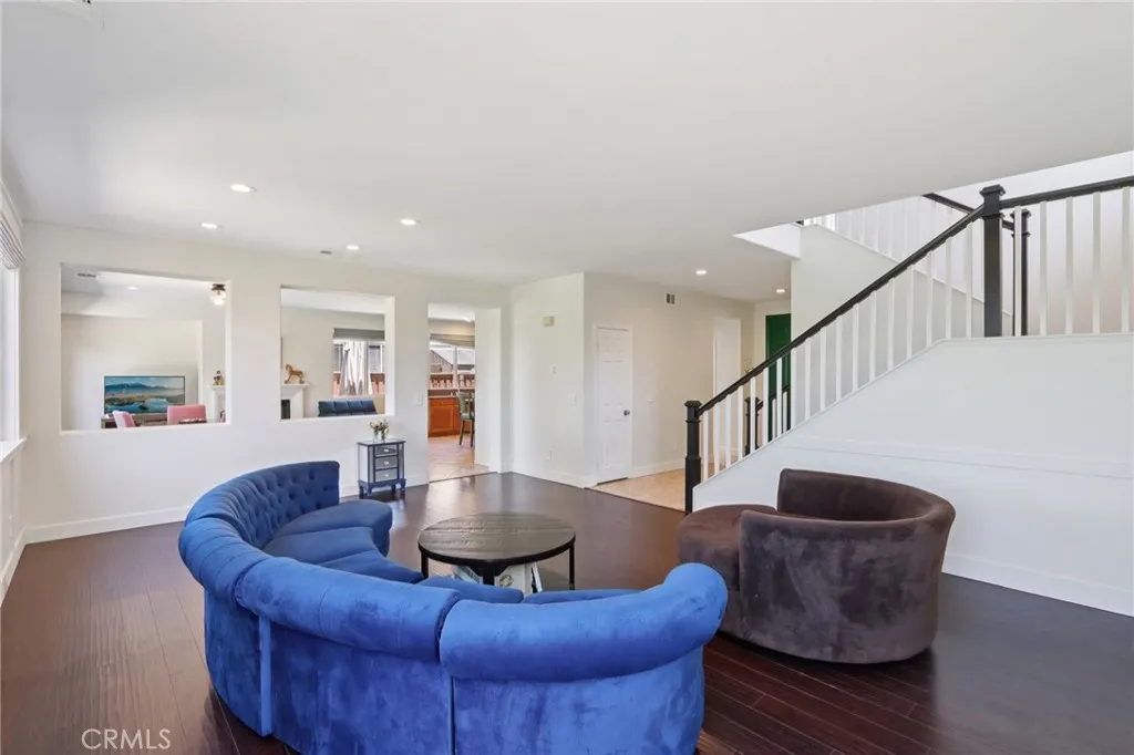 Hemet, California 92543, United States, 5 Bedrooms Bedrooms, ,3 BathroomsBathrooms,Residential,Active,187239