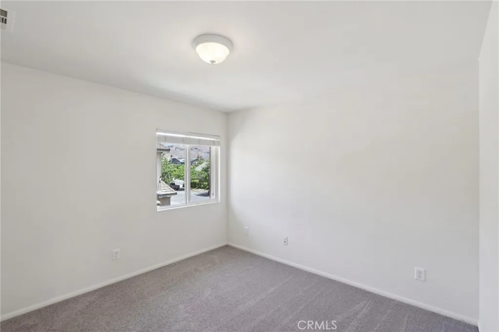 Hemet, California 92543, United States, 5 Bedrooms Bedrooms, ,3 BathroomsBathrooms,Residential,Active,187239