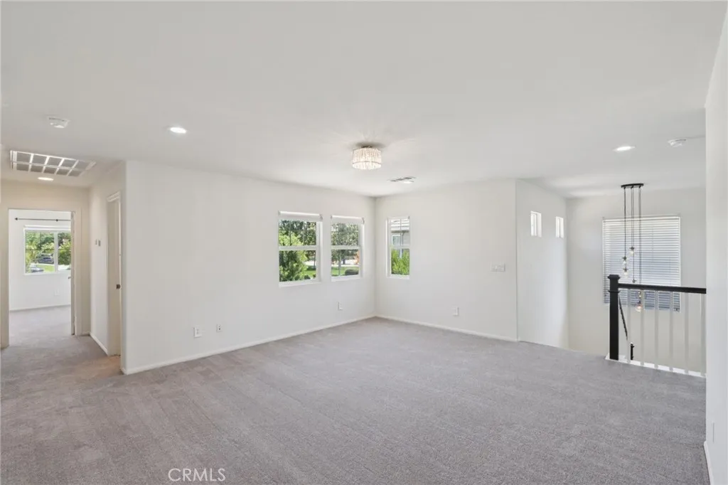 Hemet, California 92543, United States, 5 Bedrooms Bedrooms, ,3 BathroomsBathrooms,Residential,Active,187239