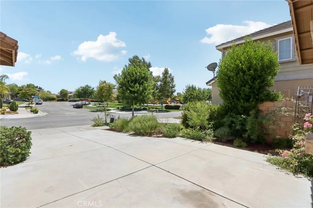 Hemet, California 92543, United States, 5 Bedrooms Bedrooms, ,3 BathroomsBathrooms,Residential,Active,187239