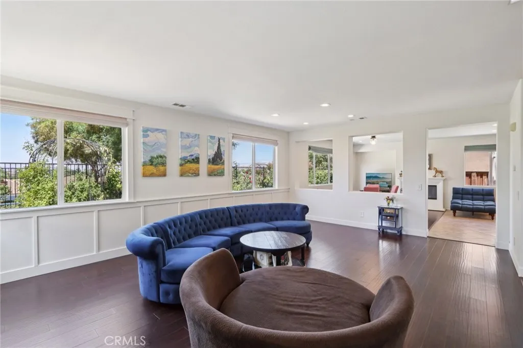 Hemet, California 92543, United States, 5 Bedrooms Bedrooms, ,3 BathroomsBathrooms,Residential,Active,187239