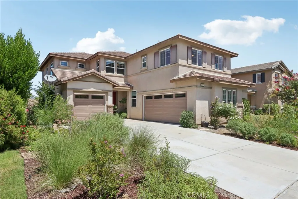 Hemet, California 92543, United States, 5 Bedrooms Bedrooms, ,3 BathroomsBathrooms,Residential,Active,187239