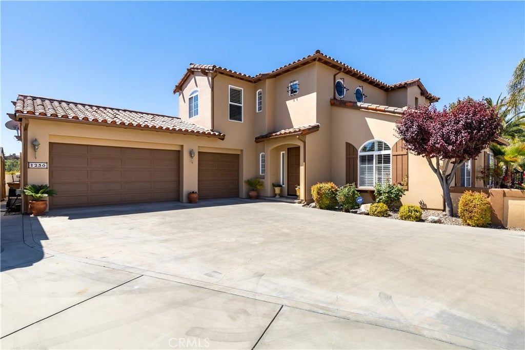 1230 Windsong Way