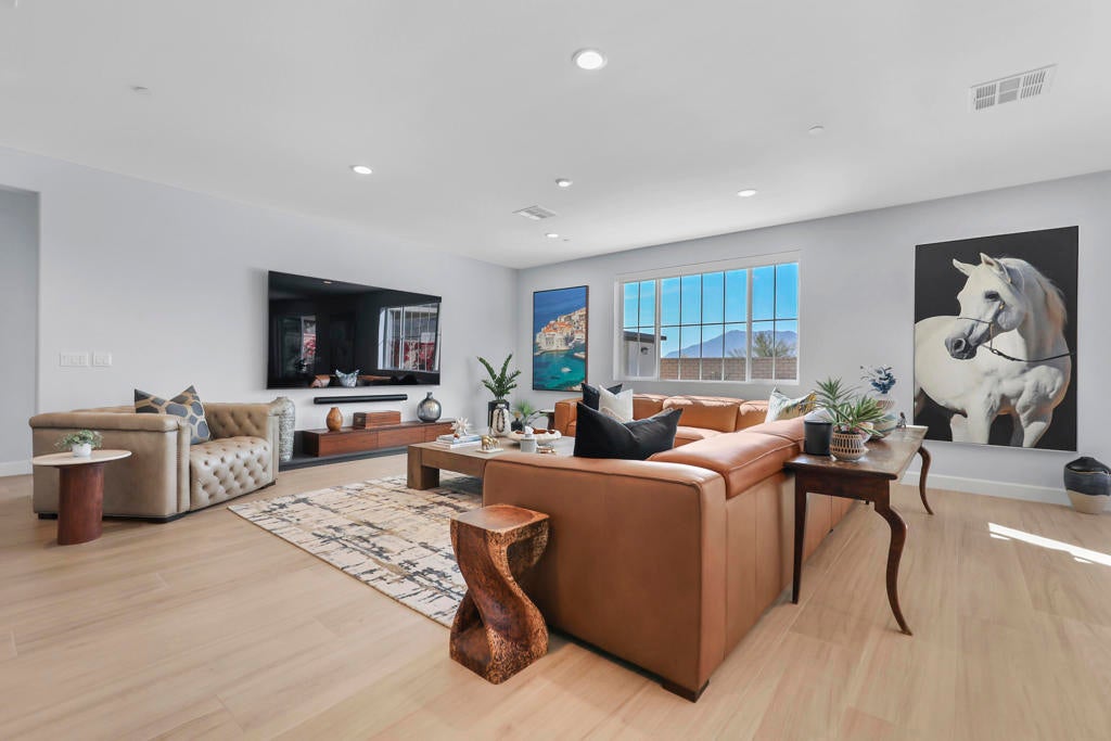 80383 Segovia View Way