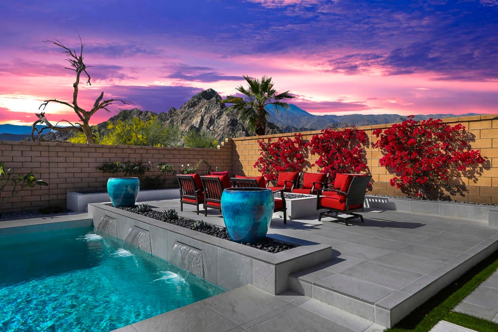 80383 Segovia View Way