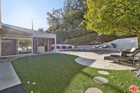 Photo of 15539 Hamner Drive, Los Angeles, CA 90077 (MLS # 25500997)