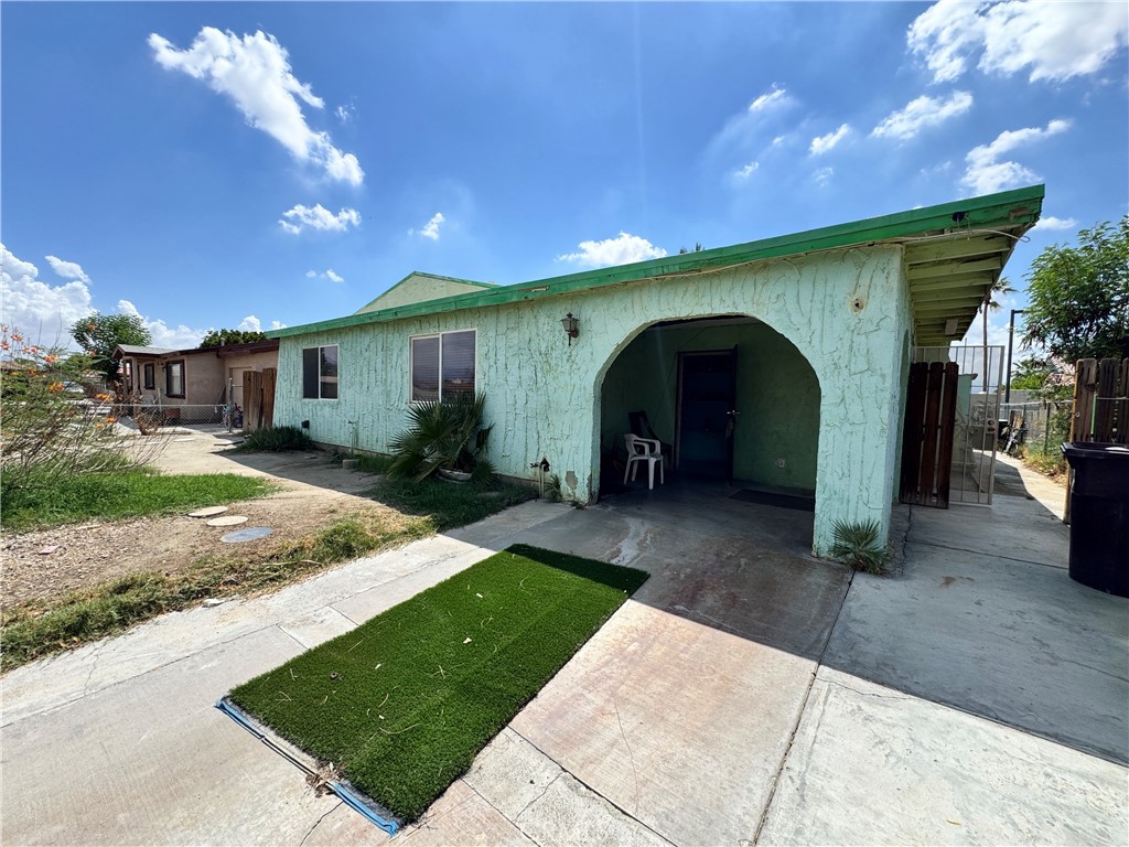 Investor opportunity in Indio! This property offers two units on one lot. The main home features 3 bedrooms and 1.25 baths, while the attached studio apartment includes 1 bedroom, 1 bath, and a kitchenette – perfect for rental income or multi-generational living.
The home is a fixer-upper with plenty of potential for buyers looking to remodel or add value. Highlights include a brand-new AC unit and a spacious lot with off-street parking. Property to be sold as-is with no repairs or credits from the seller.