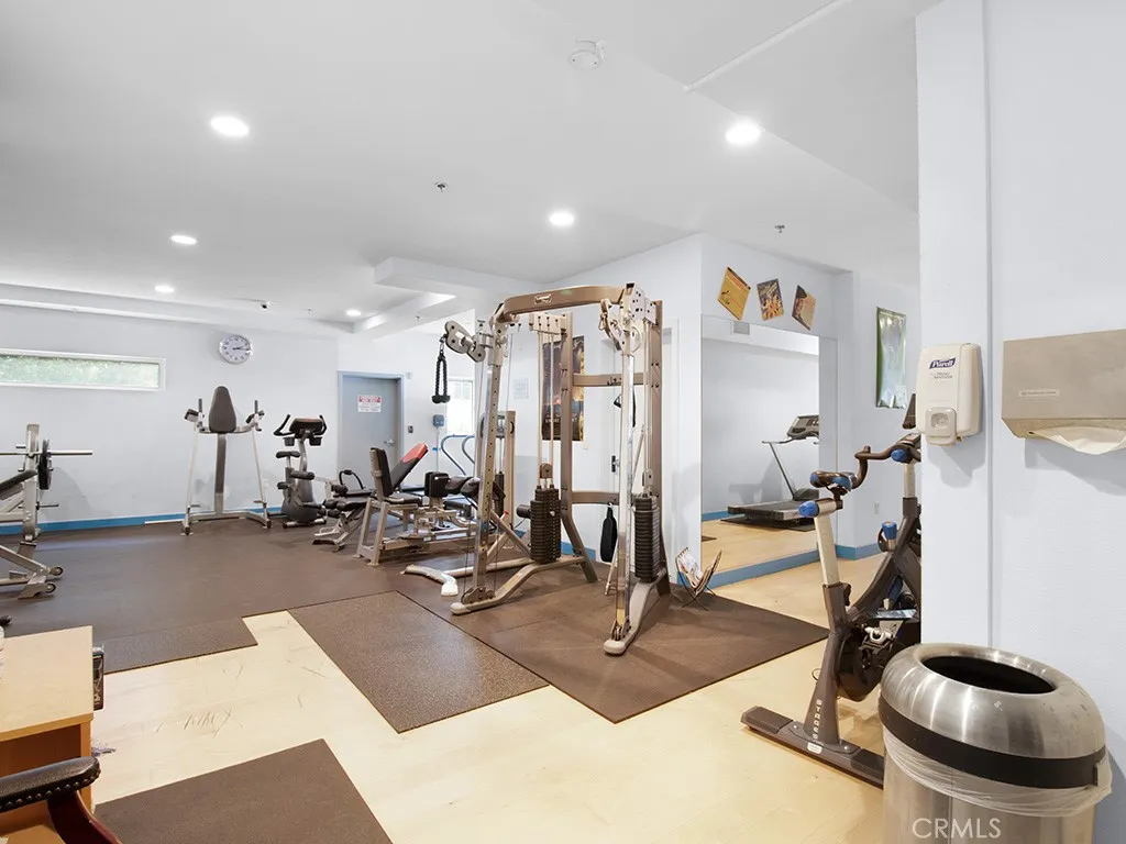 North Hollywood, California 91601, United States, 2 Bedrooms Bedrooms, ,3 BathroomsBathrooms,Residential,Active,146044