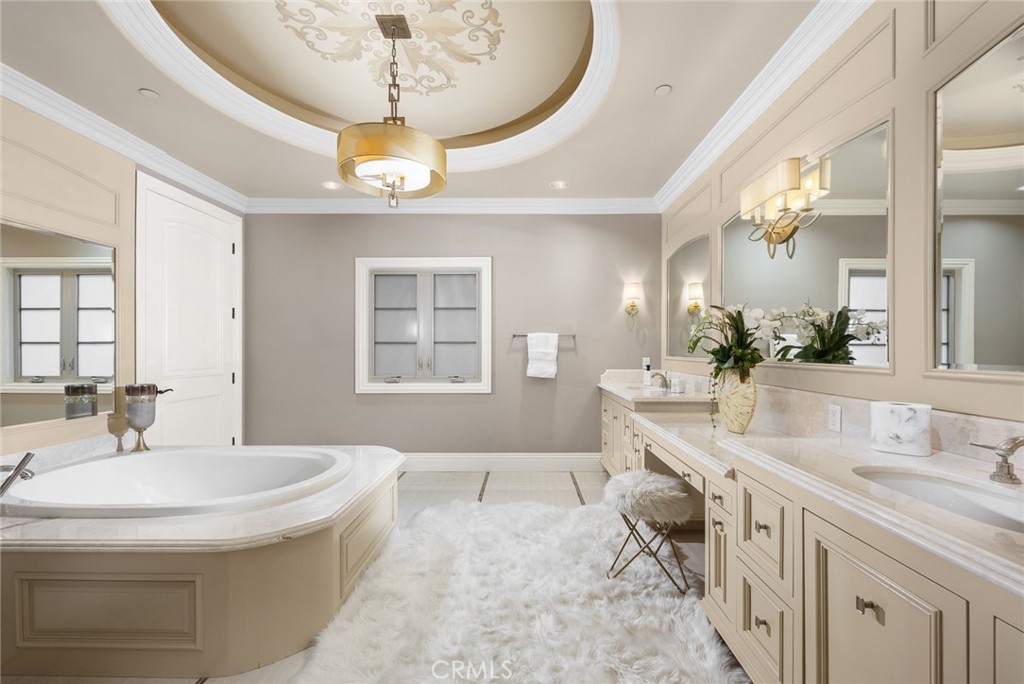 Arcadia, California, 91006, United States, 5 Bedrooms Bedrooms, ,6 BathroomsBathrooms,Residential,Active,2036030
